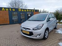 Gebraucht Hyundai ix20 90 PS (66 kW) 2012 Silber Kleinwagen
