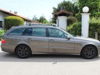 Gebraucht Mercedes E220 Classic 170 PS (125 kW) 2008 Braun Kombi