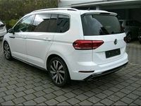 Gebraucht VW Touran Highline 150 PS (110 kW) 2017 Weiß Van / Kleinbus