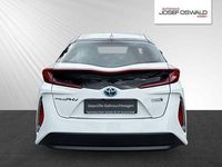 Gebraucht Toyota Prius Basis 122 PS (89 kW) 2021 Schneeweiß