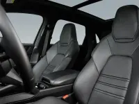 Second-hand Porsche Cayenne 354 CP (260 kW) 2025 Negru SUV
