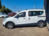 Gebraucht Dacia Dokker Stepway 131 PS (96 kW) 2019 Weiß Van / Kleinbus