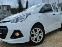 Gebraucht Hyundai i10 67 PS (49 kW) 2016 Weiß Kleinwagen