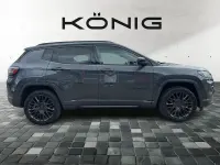 Käytetty Jeep Compass 180 HP (132 kW) 2022 Harmaa Katumaasturi