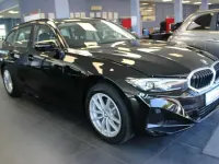 Gebraucht BMW 318 156 PS (114 kW) 2025 Schwarz Kombi