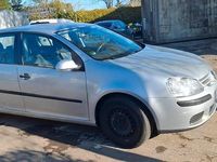 Gebraucht VW Golf V 125 PS (91 kW) 2005 Silber Kleinwagen