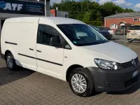 Używany VW Caddy 102 KM (75 kW) 2010 Biały Minivan
