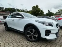 Używany Kia XCeed Vision 141 KM (103 kW) 2022 Biały SUV
