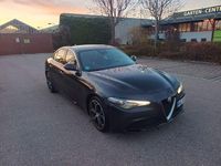 Gebraucht Alfa Romeo Giulia 179 PS (131 kW) 2016 Schwarz Limousine