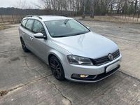 Gebraucht VW Passat 105 PS (77 kW) 2013 Silber Limousine