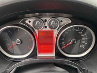 Gebraucht Ford Kuga Titanium 140 PS (102 kW) 2012 Weiß SUV