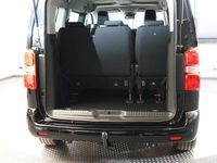 Neu Peugeot Traveller Active 179 PS (131 kW) 2026 Schwarz Van / Kleinbus