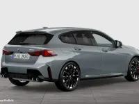 Neu BMW M135 M Sport 300 PS (220 kW) 2026 Silber Kleinwagen