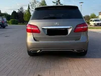 Gebraucht Mercedes B180 Style 122 PS (89 kW) 2015 Grau Van / Kleinbus