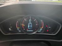 Gebraucht Volvo V40 Ocean Race 150 PS (110 kW) 2015 Silber Limousine