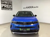 Gebraucht Opel Mokka 101 PS (74 kW) 2023 Perl blau/voltaik blau (metallic) SUV