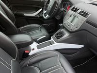 Gebraucht Ford Kuga Individual 140 PS (102 kW) 2012 Weiß SUV