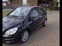 Gebraucht Mercedes B180 109 PS (80 kW) 2010 Schwarz Van / Kleinbus