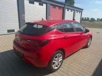 Gebraucht Opel Astra 110 PS (80 kW) 2016 Rot Limousine