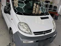 Gebraucht Opel Vivaro 145 PS (106 kW) 2006 Weiß Van / Kleinbus