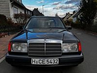 Gebraucht Mercedes E300 Sportline 179 PS (131 kW) 1991 Schwarz Kombi