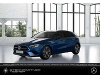 Neu Mercedes A200 Night 163 PS (119 kW) 2025 Blau Limousine
