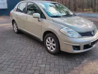 Gebraucht Nissan Tiida 110 PS (80 kW) 2008 Silber Kleinwagen