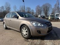 Gebraucht Kia Ceed EX 122 PS (89 kW) 2007 Beige Kleinwagen