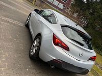 Gebraucht Opel Astra GTC 140 PS (102 kW) 2012 Weiß Limousine
