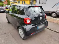 Gebraucht Smart ForFour 71 PS (52 kW) 2018 Schwarz Kleinwagen