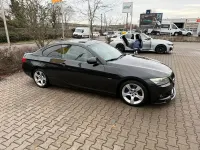 Gebraucht BMW 325 204 PS (150 kW) 2010 Schwarz Coupé