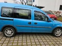 Gebraucht Opel Combo 87 PS (63 kW) 2002 Blau Van / Kleinbus