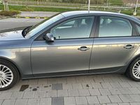 Używany Audi A4 Ambiente 170 KM (125 kW) 2015 Srebrny Sedan/Limuzyna