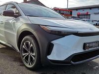 Gebraucht Toyota bZ4X Comfort 150 kW (204 PS) 2023 Platinumweiß perleffekt SUV