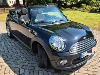 Usata Mini Cooper Cabriolet 98 CV (72 kW) 2014 Nero Cabrio