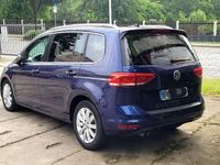 Gebraucht VW Touran Highline 150 PS (110 kW) 2017 Atlantic blue metallic Van / Kleinbus