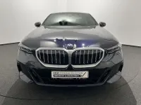 Gebraucht BMW 520 M Sport 197 PS (144 kW) 2024 Schwarz Limousine