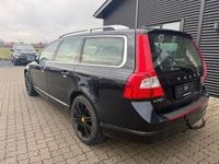 Gebraucht Volvo V70 Summum 179 PS (131 kW) 2011 Schwarz Kombi