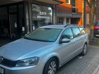 Gebraucht VW Passat 105 PS (77 kW) 2013 Silber Kombi