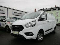 Gebraucht Ford 300 Trend 131 PS (96 kW) 2022 Weiß Van / Kleinbus