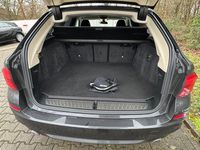 Gebraucht BMW 520 Efficient Dynamics 190 PS (139 kW) 2018 Grau Kombi