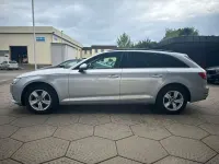 Gebraucht Audi A4 Basis 150 PS (110 kW) 2017 Florettsilber Kombi