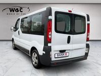 Gebraucht Opel Vivaro 326 PS (239 kW) 2012 Weiß Van / Kleinbus