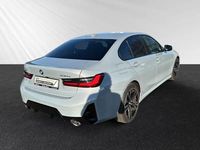 Gebraucht BMW 330e M Sport 292 PS (214 kW) 2025 Brooklyn grau metallic Limousine