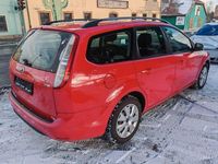 Gebraucht Ford Focus Style 110 PS (80 kW) 2010 Rot Limousine