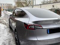 Gebraucht Tesla Model Y Long Range AWD 139 kW (190 PS) 2024 Grau SUV