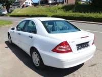 Gebraucht Mercedes C180 Classic 129 PS (94 kW) 2000 Weiß Limousine