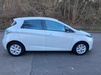 Gebraucht Renault Zoe 64 kW (88 PS) 2016 Weiß Kleinwagen
