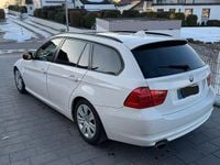 Gebraucht BMW 320 Performance 170 PS (125 kW) 2010 Weiß Kombi