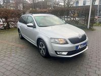 Gebraucht Skoda Octavia GreenLine 110 PS (80 kW) 2015 Silber Kombi